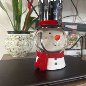 LED Projecting Snowman Waterglobe